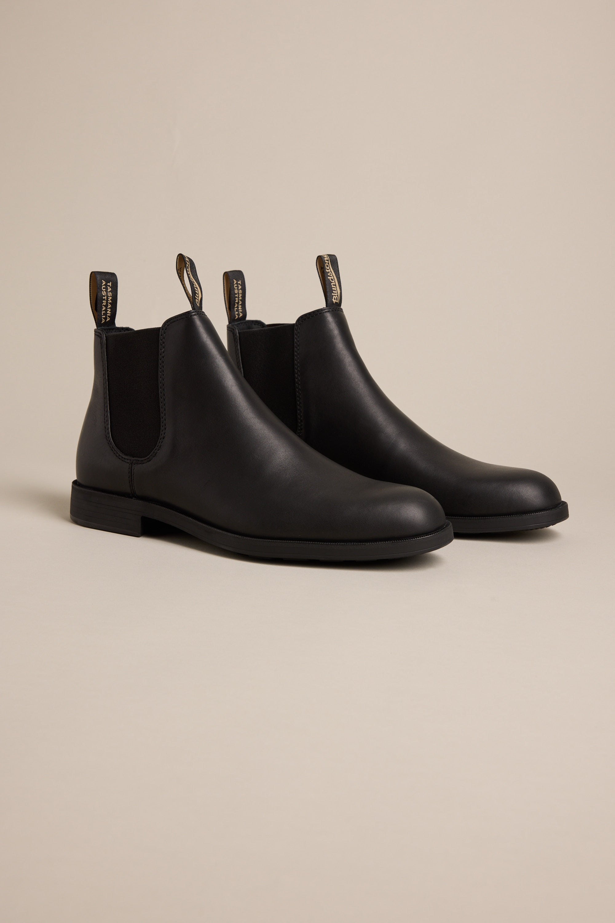 Shop Blundstone Dress Chelsea Boots #1901 (BLACK) | Blundstone