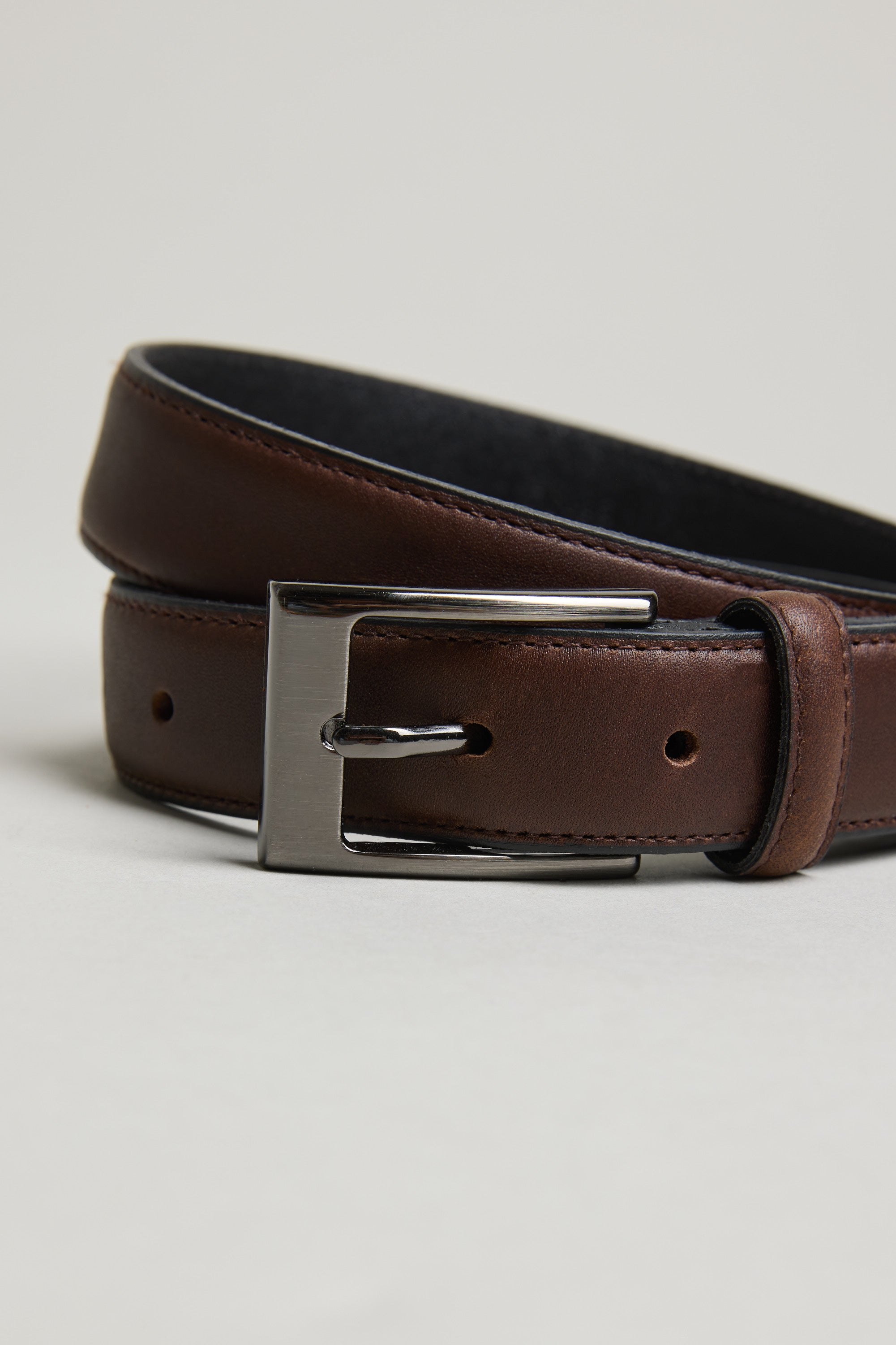 Barkers Myers Feather Edge Belt II in dark brown, additional view
