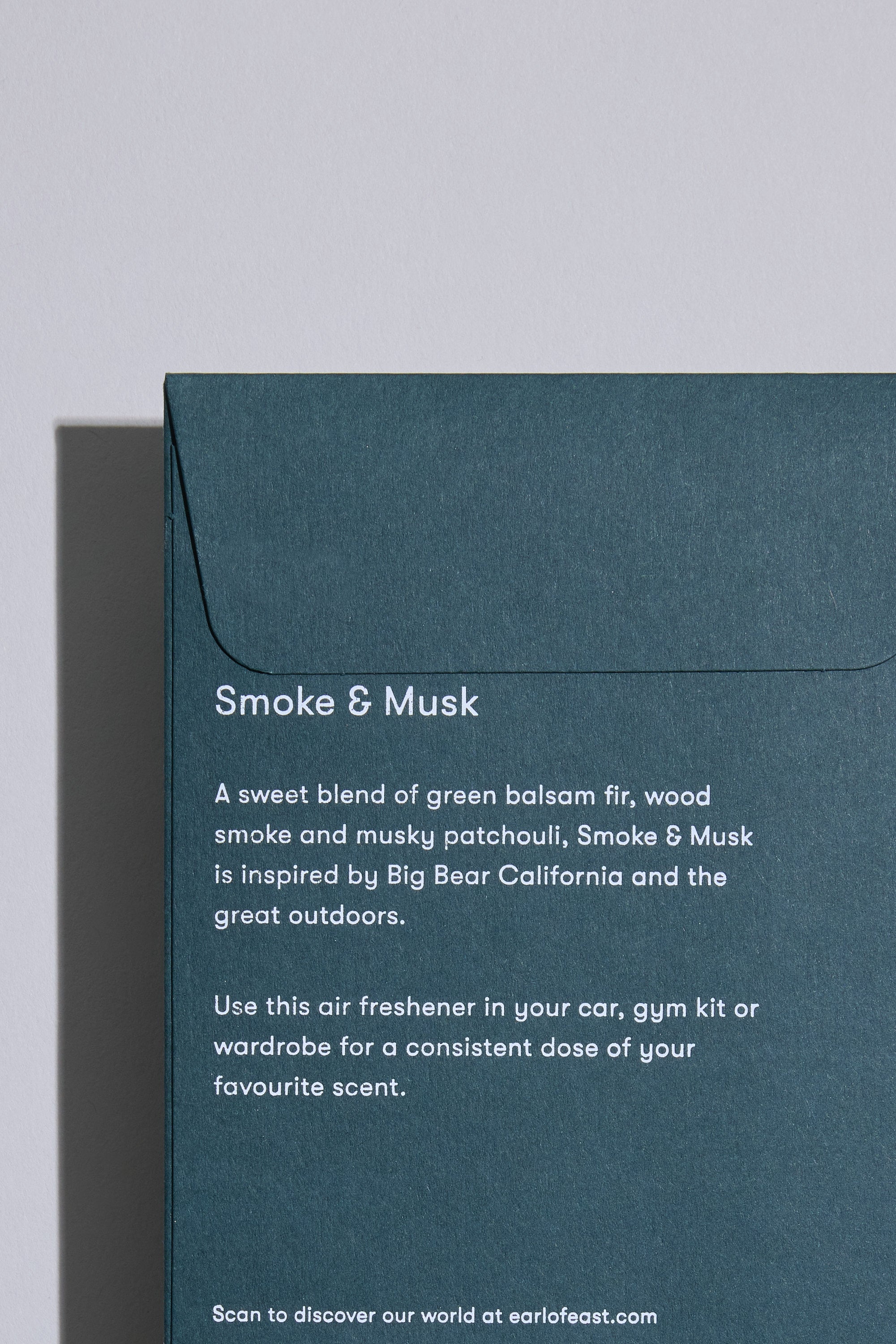Earl of East Smoke And Musk Air Freshener - Thumbnail 5
