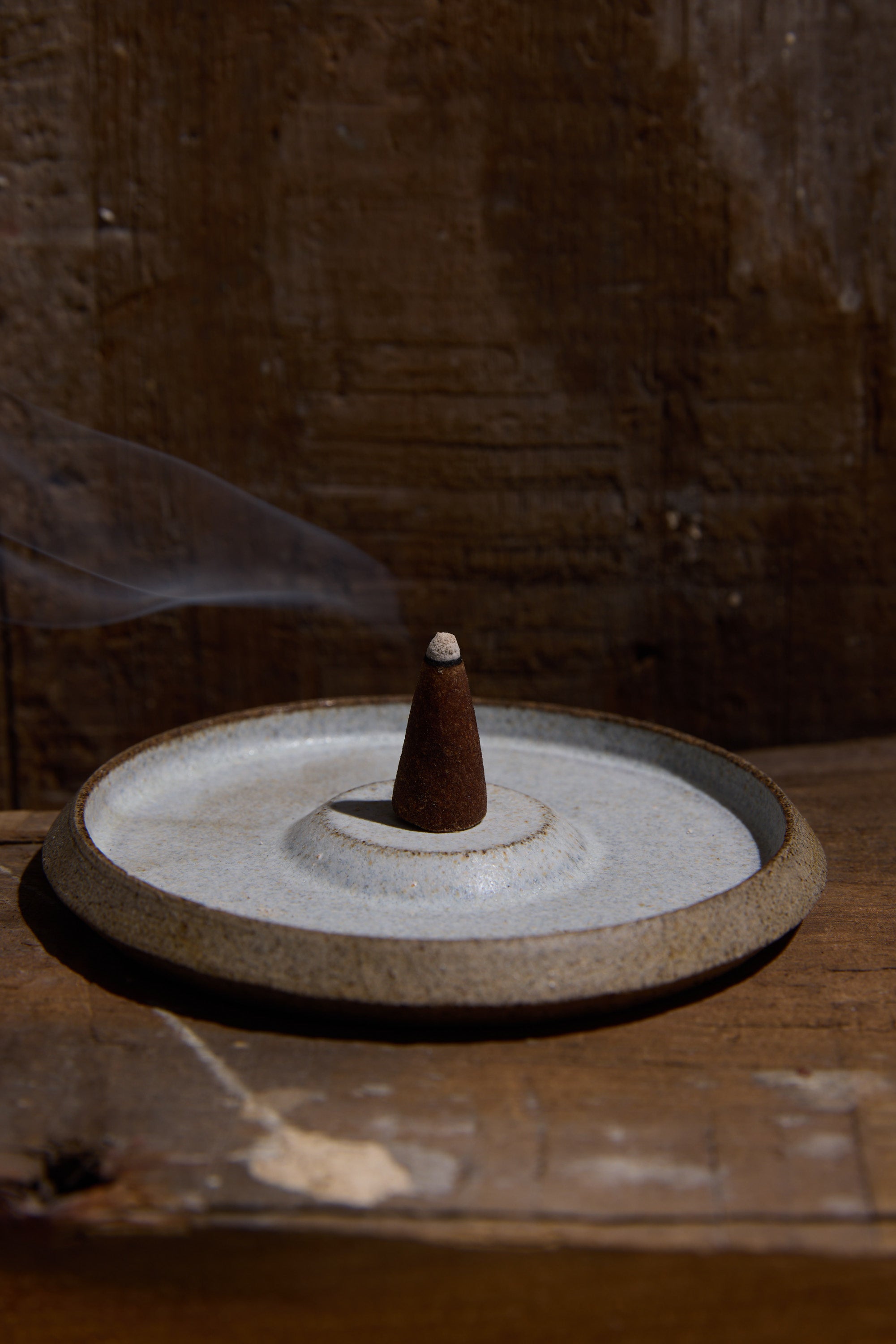 Earl of East Smoke & Musk Incense Cones - Thumbnail 3